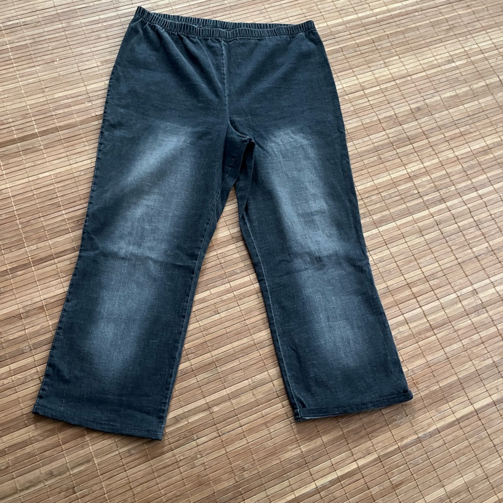 LA blues 26/28 Pull On Legging Jeans Black Excellent Used Condition
